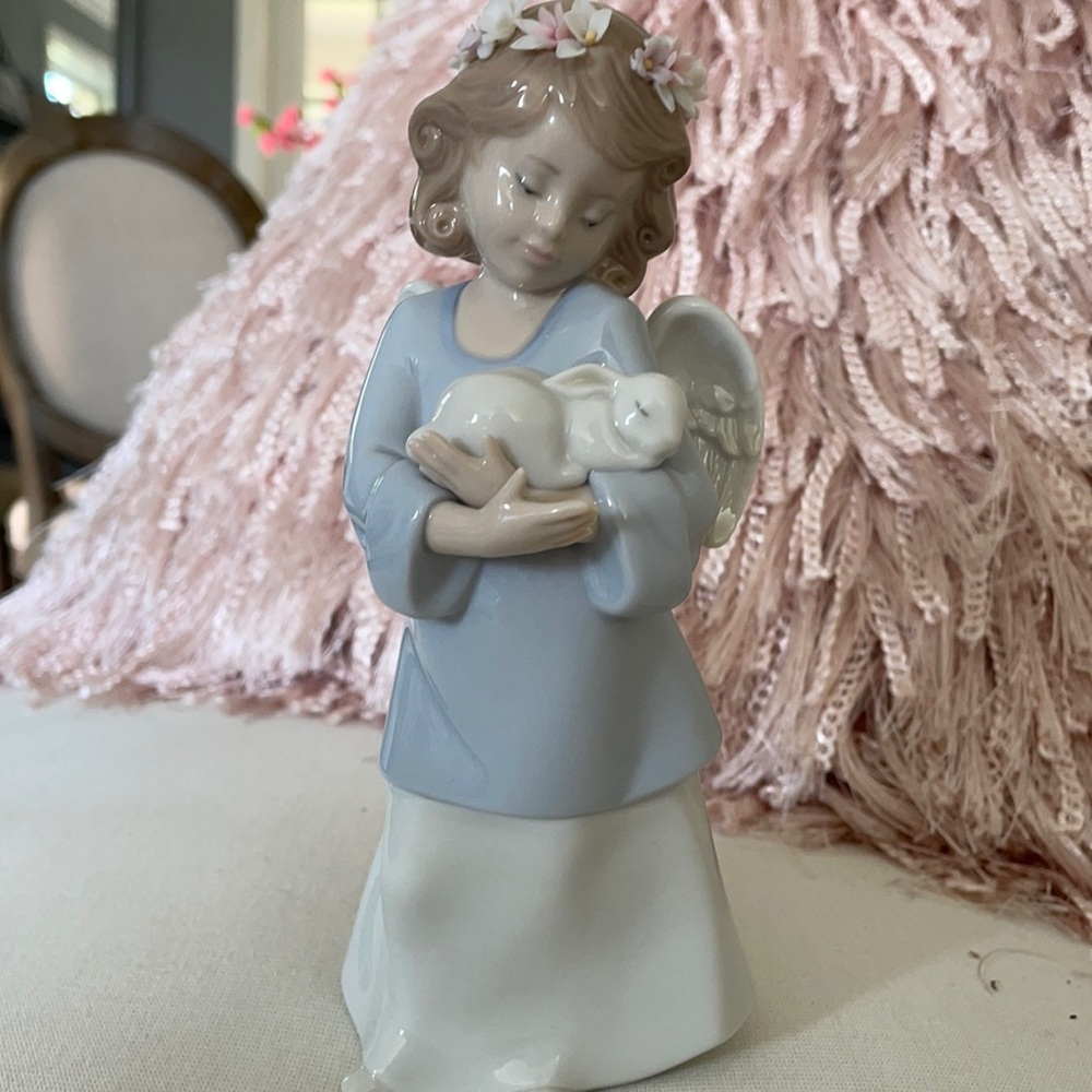 Lladró Heavenly Love 6856